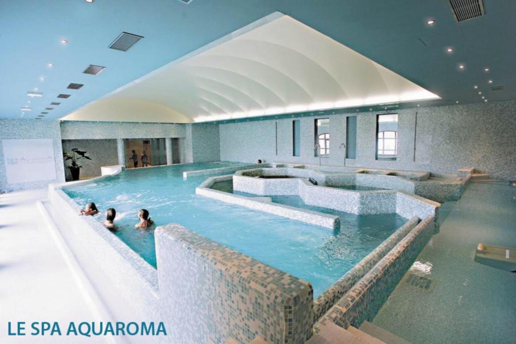 Lagrange Vacances Domaine De Файенс Екстериор снимка
